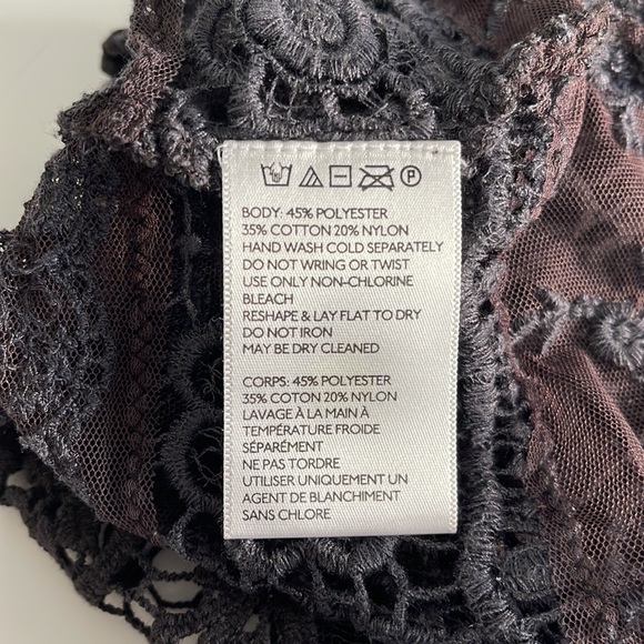 Kimchi Blue - Black lace split/open-back tank - Picture 7 of 8